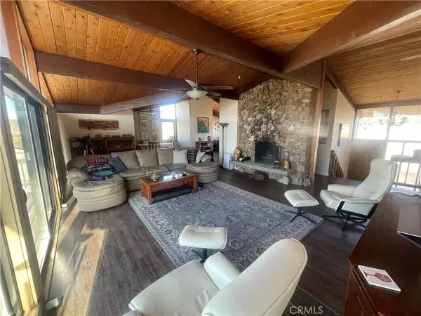 Aguanga, CA 92536,49485 Flightline Way