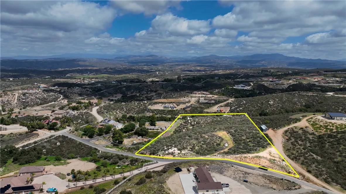 Temecula, CA 92592,40432 Calle Fresca
