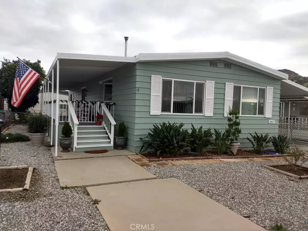 Homeland, CA 92548,30657 Butia Palm Avenue