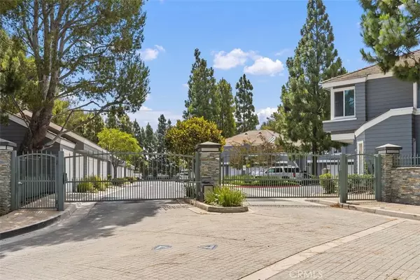 202 Hartford Drive #117, Newport Beach, CA 92660