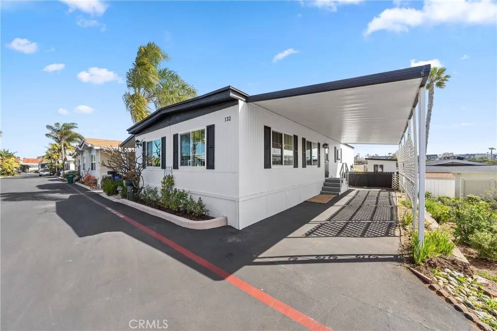 Carlsbad, CA 92011,6550 Ponto #132