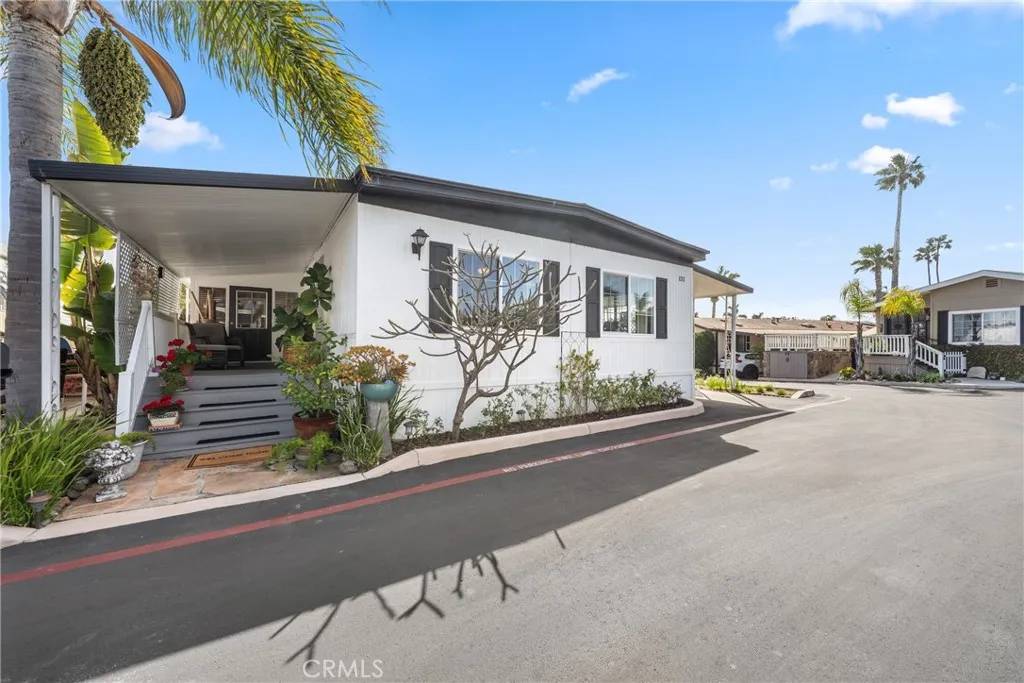 Carlsbad, CA 92011,6550 Ponto #132