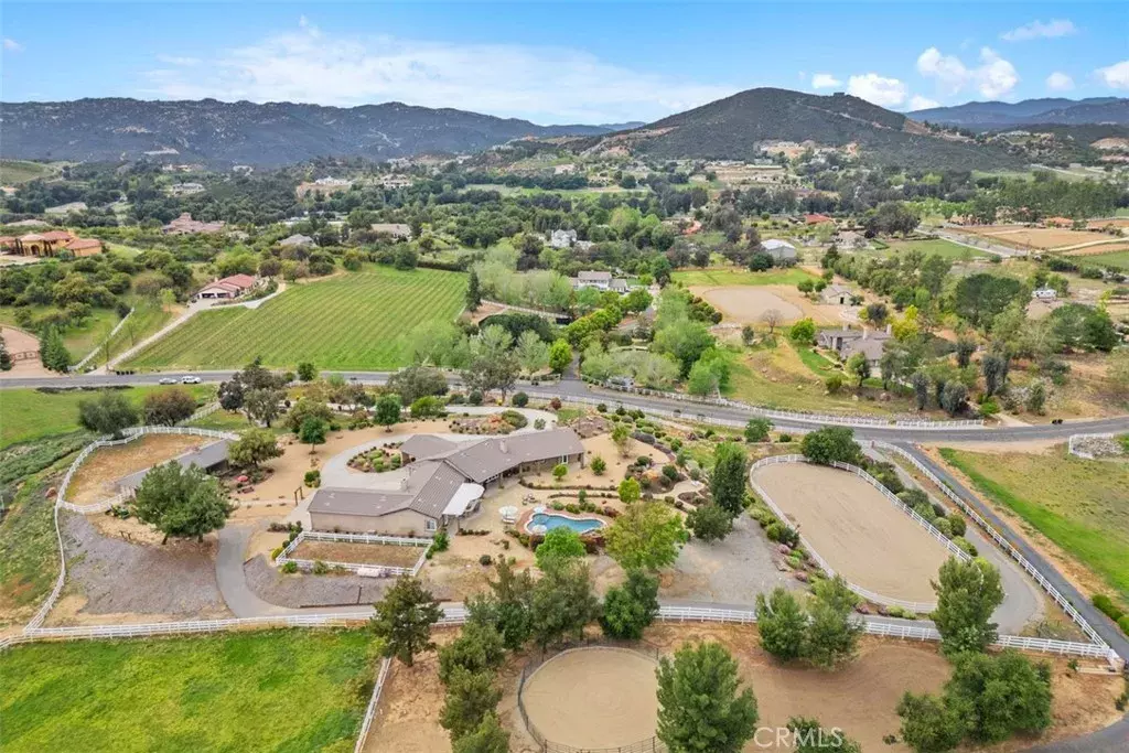 Murrieta, CA 92562,40190 Via Caballos