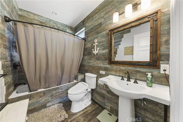 Redondo Beach, CA 90277,300 N Prospect Avenue