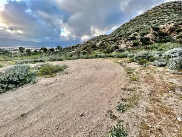 Wildomar, CA 92595,1 Sheri