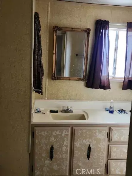 Hemet, CA 92543,710 S Lyon Avenue