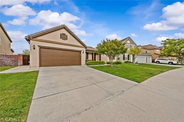 Murrieta, CA 92563,39268 Half Moon Circle