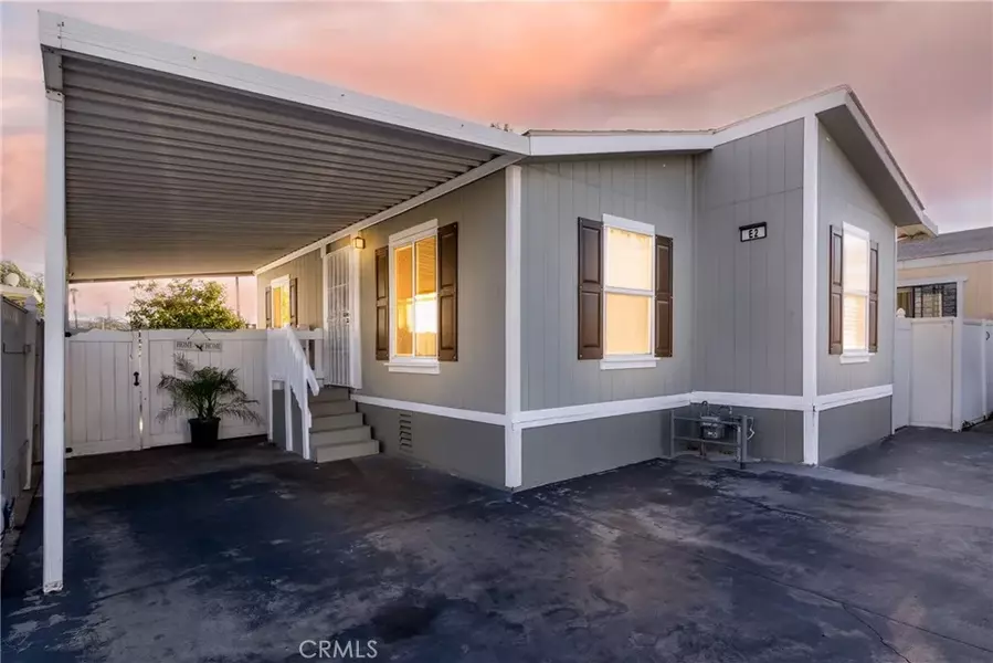 10513 Magnolia Avenue #E2, Riverside, CA 92505