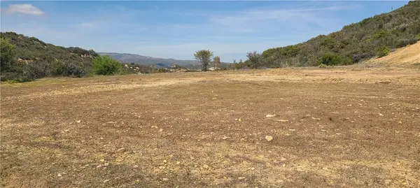 41210 Hacienda, Murrieta, CA 92562