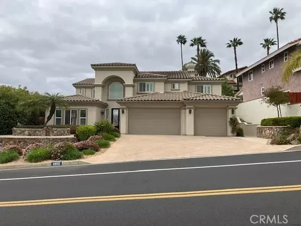 29515 Longhorn Drive, Canyon Lake, CA 92587