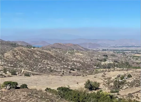 Hemet, CA 92544,7 Martin