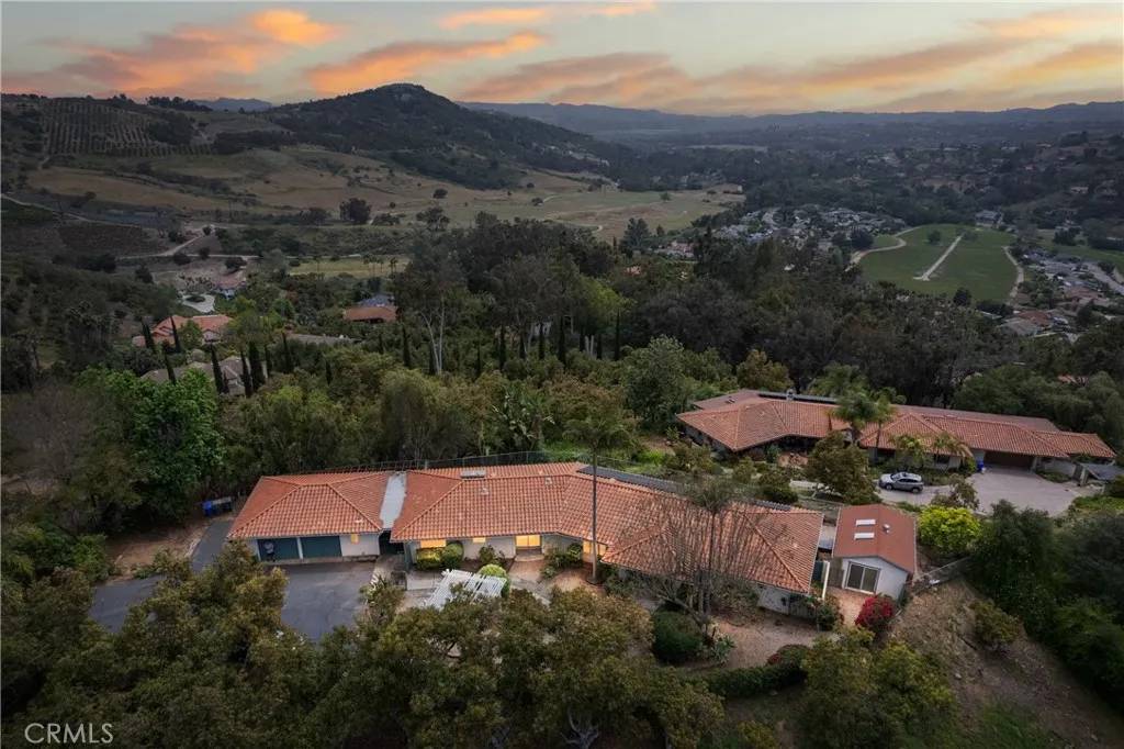 Fallbrook, CA 92028,2918 Los Campos Drive