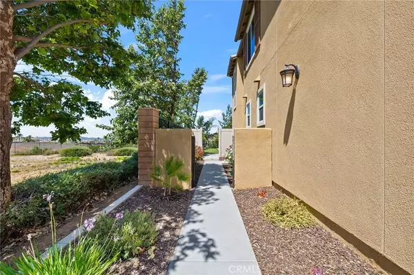 Murrieta, CA 92563,38421 Brookdale Way