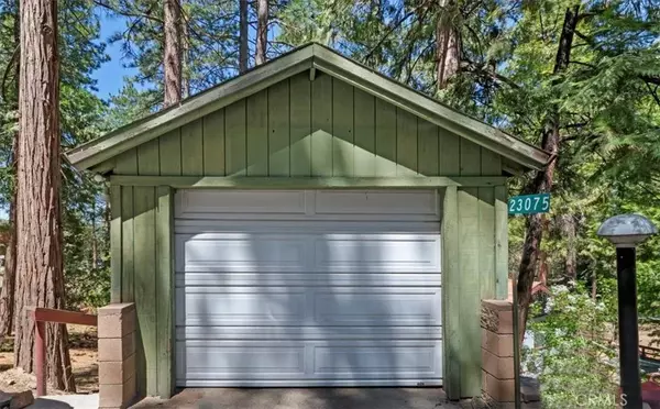 Idyllwild, CA 92549,23075 Oak Leaf Lane