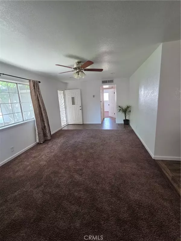 Lancaster, CA 93535,355 Woodlark Street