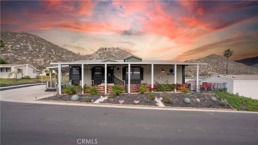 1536 S State #223, Hemet, CA 92543