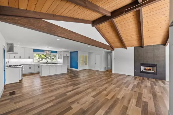 Vista, CA 92084,1910 Warmlands Avenue