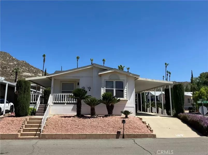 32600 Hwy 74 #127, Hemet, CA 92545