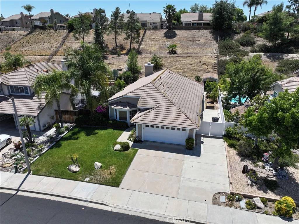 39387 Via Temprano, Murrieta, CA 92563