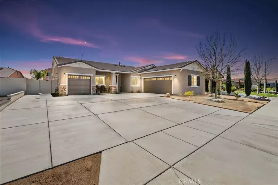 1842 Stream Pointe, San Jacinto, CA 92582