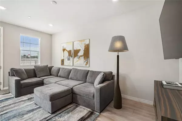 Murrieta, CA 92562,24117 Dolcetto Avenue #104