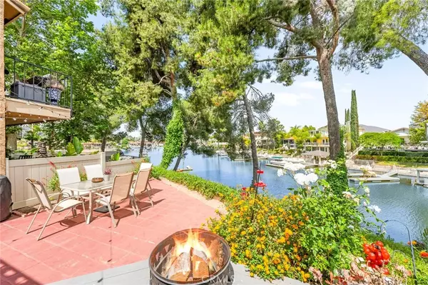 Canyon Lake, CA 92587,24311 Canyon Lake Drive North #12