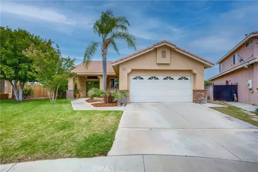 11327 La Brisa Circle, Fontana, CA 92337
