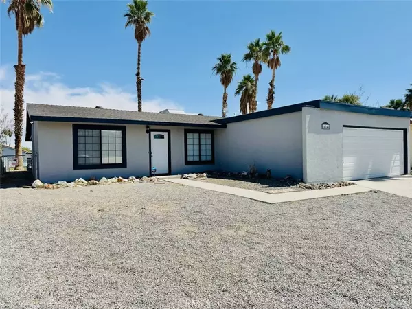 Desert Center, CA 92239,44040 Shadow Way