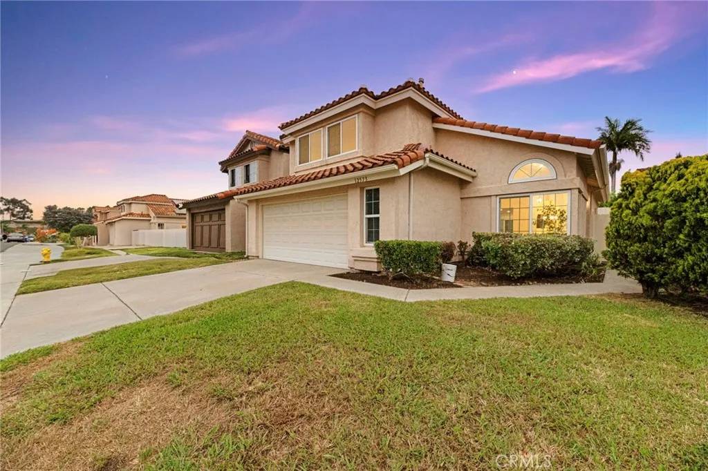 San Diego, CA 92129,12573 Brickellia Street