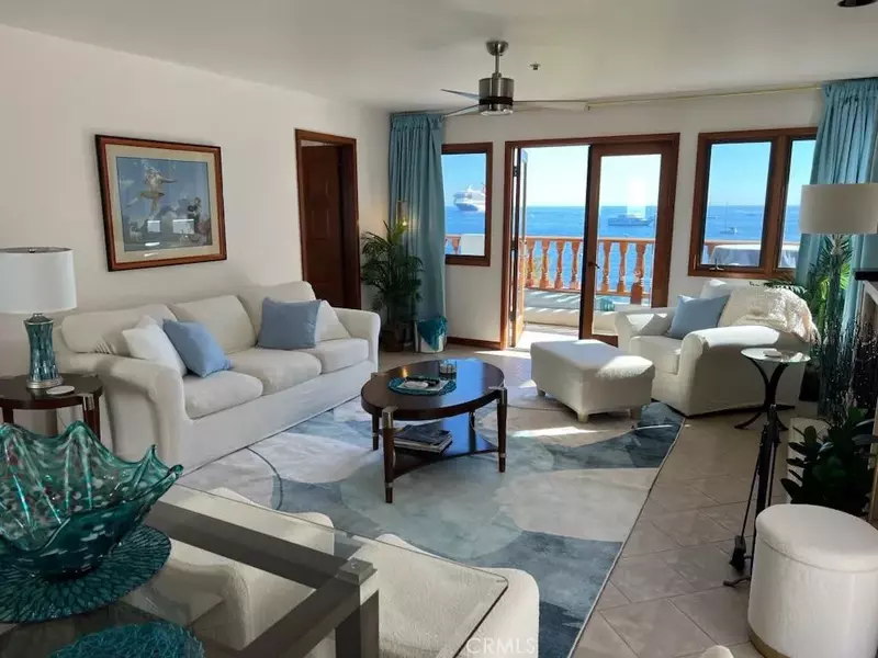 68 Playa Azul, Avalon, CA 90704