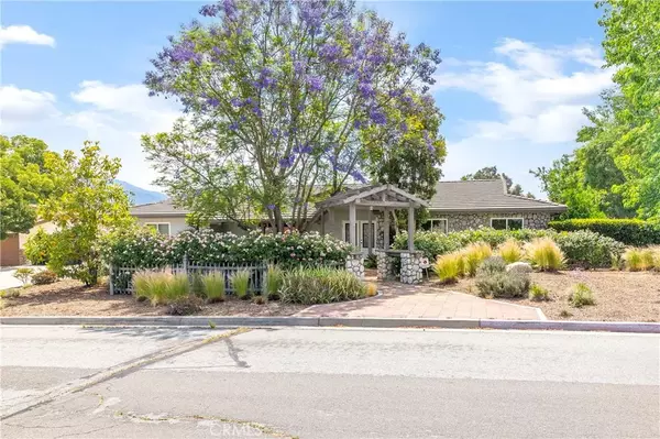 Hemet, CA 92544,3890 English