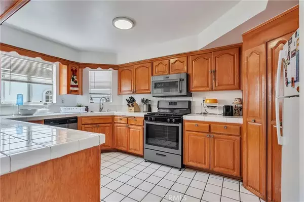 Panorama City, CA 91402,9216 Tobias Avenue #1