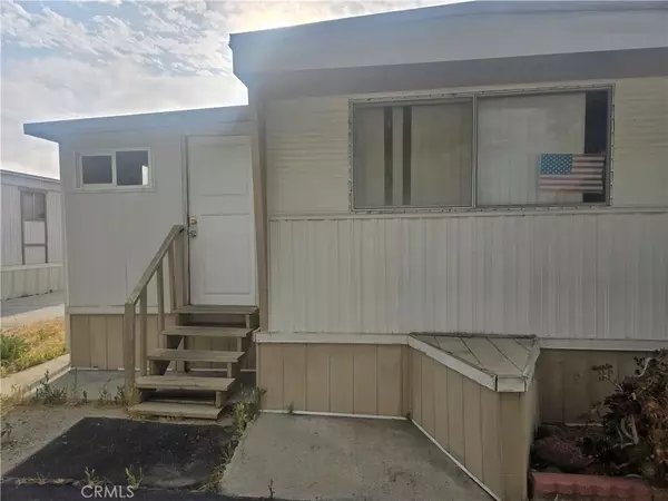Hemet, CA 92543,530 Devonshire #33