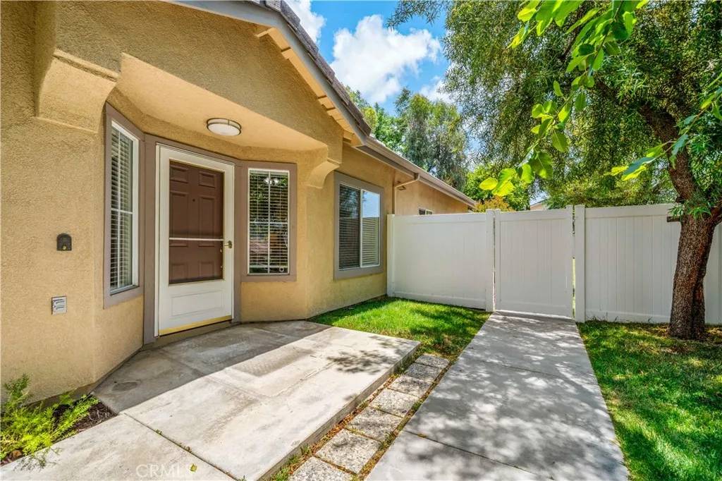 Wildomar, CA 92595,32118 Bayberry Road