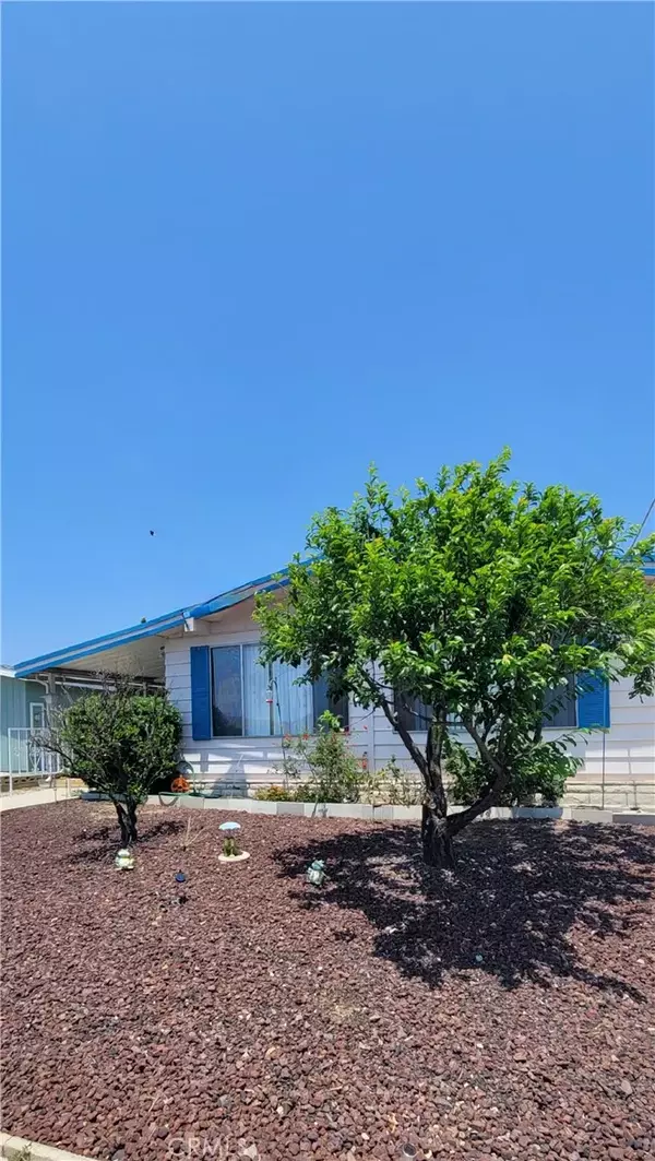 38676 Via Taffia, Murrieta, CA 92563