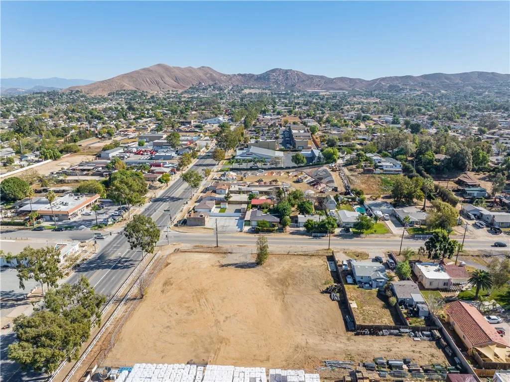 Norco, CA 92860,1100 6th St