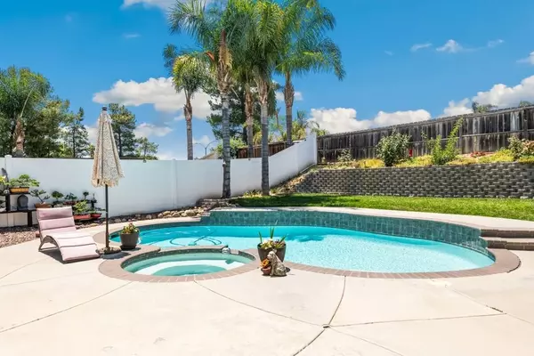 Temecula, CA 92592,33180 Camino Piedra Rojo