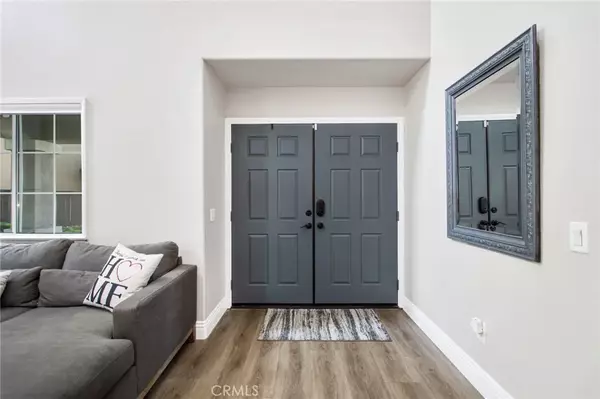 Murrieta, CA 92562,23381 White Oak Lane