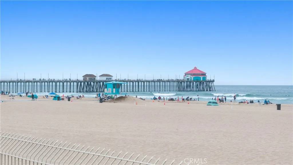 Huntington Beach, CA 92648,711 Pacific Coast #109