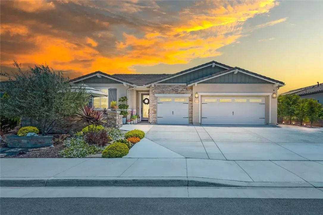 Winchester, CA 92596,31087 Petal Circle