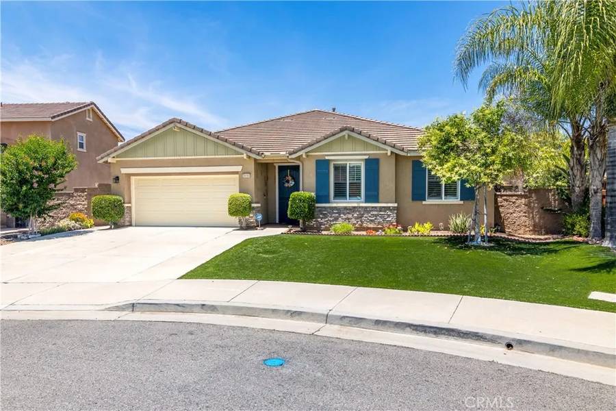 26865 Shelter Cove Court, Menifee, CA 92585