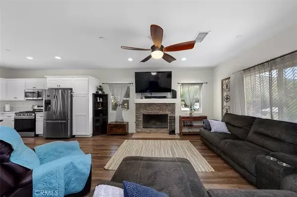 El Cajon, CA 92019,717 Lingel Drive