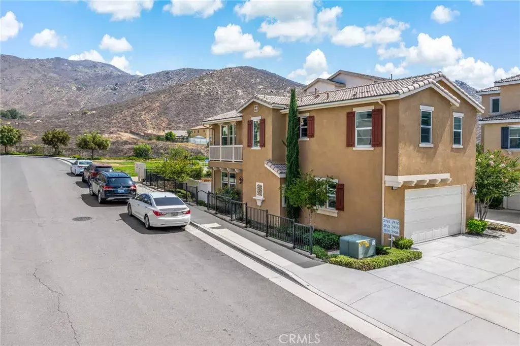 Jurupa Valley, CA 92509,3908 Boulder Drive