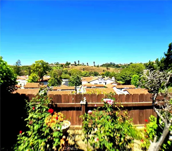 Fallbrook, CA 92028,1744 Woodlark Lane