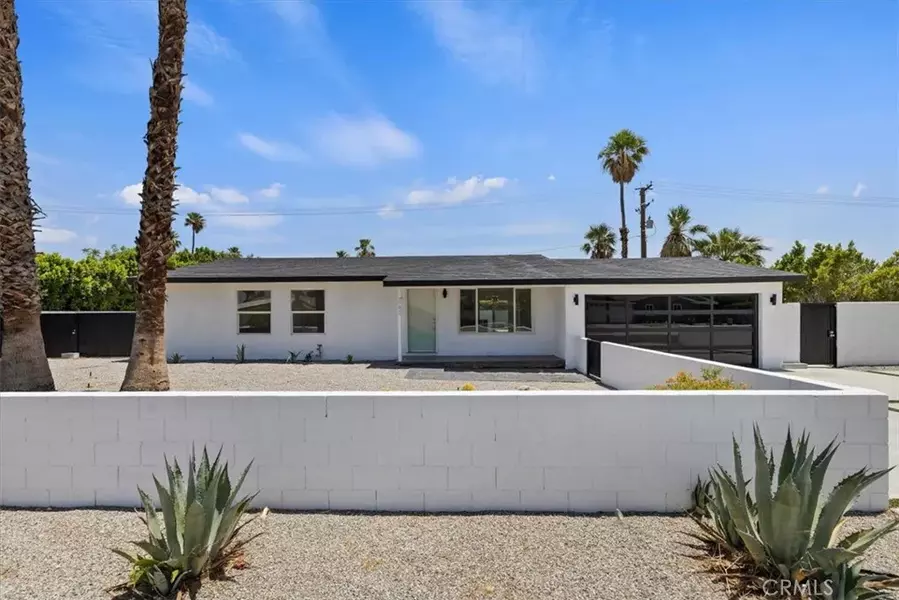 2002 N Whitewater Club Drive North, Palm Springs, CA 92262