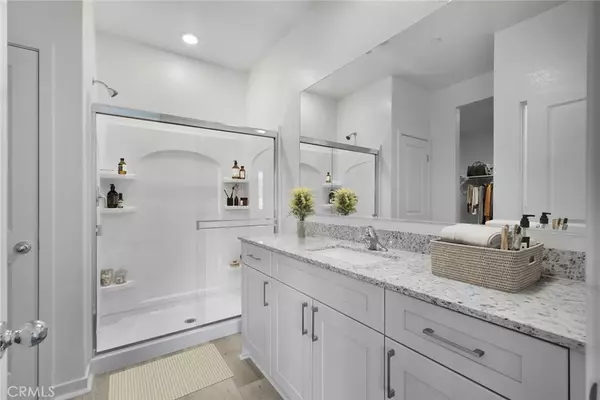 Apple Valley, CA 92307,22814 Saddleback Avenue