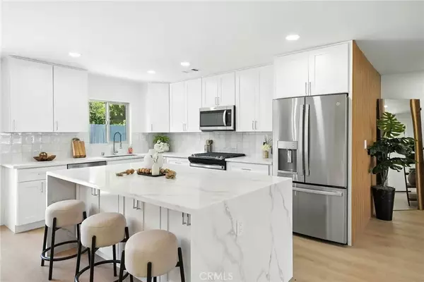 Poway, CA 92064,12602 Roberto Way