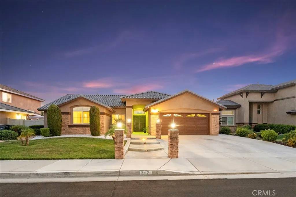 242 Lipizzan Drive, San Jacinto, CA 92582