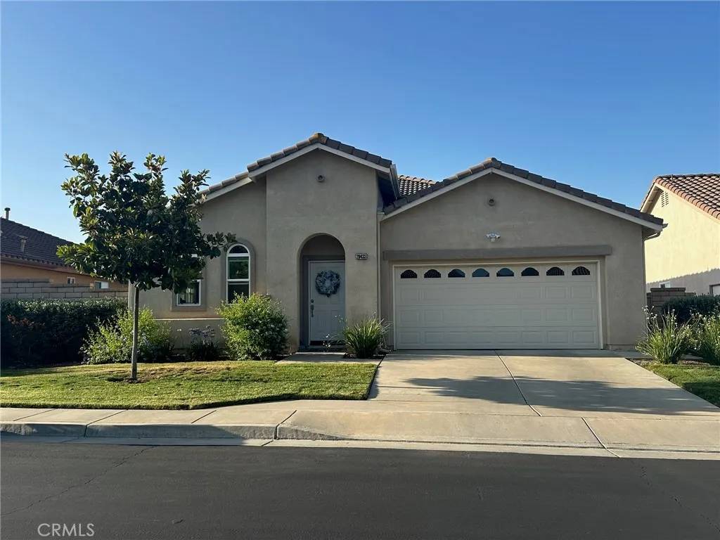 28433 Oasis View Circle, Menifee, CA 92584