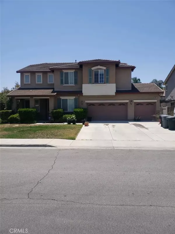 829 Volande Court, Perris, CA 92571